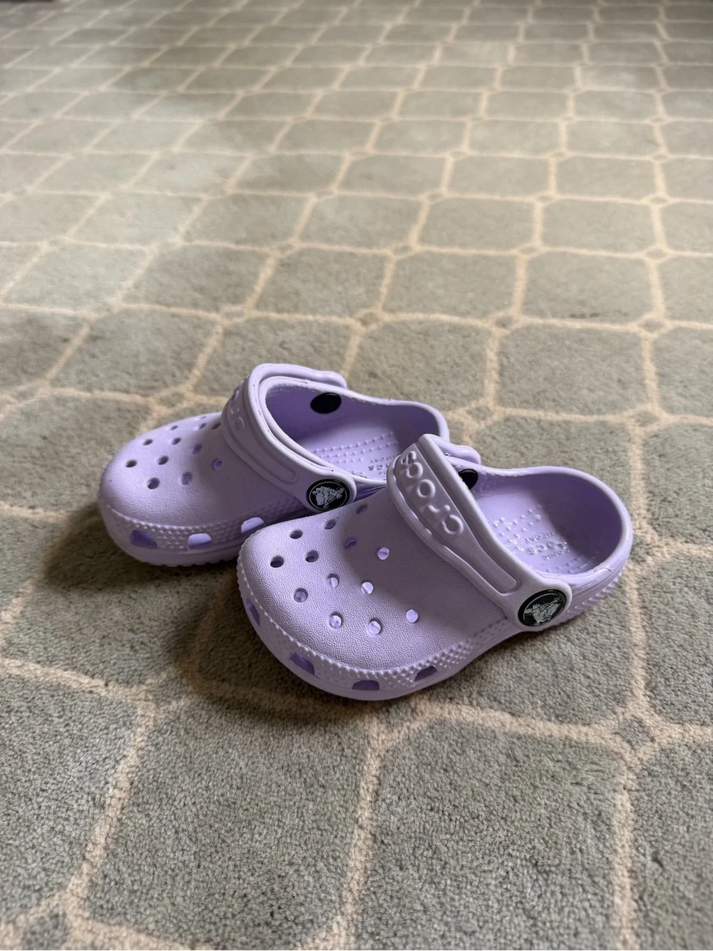 CROCS Kids Classic Clog in Light Lavender